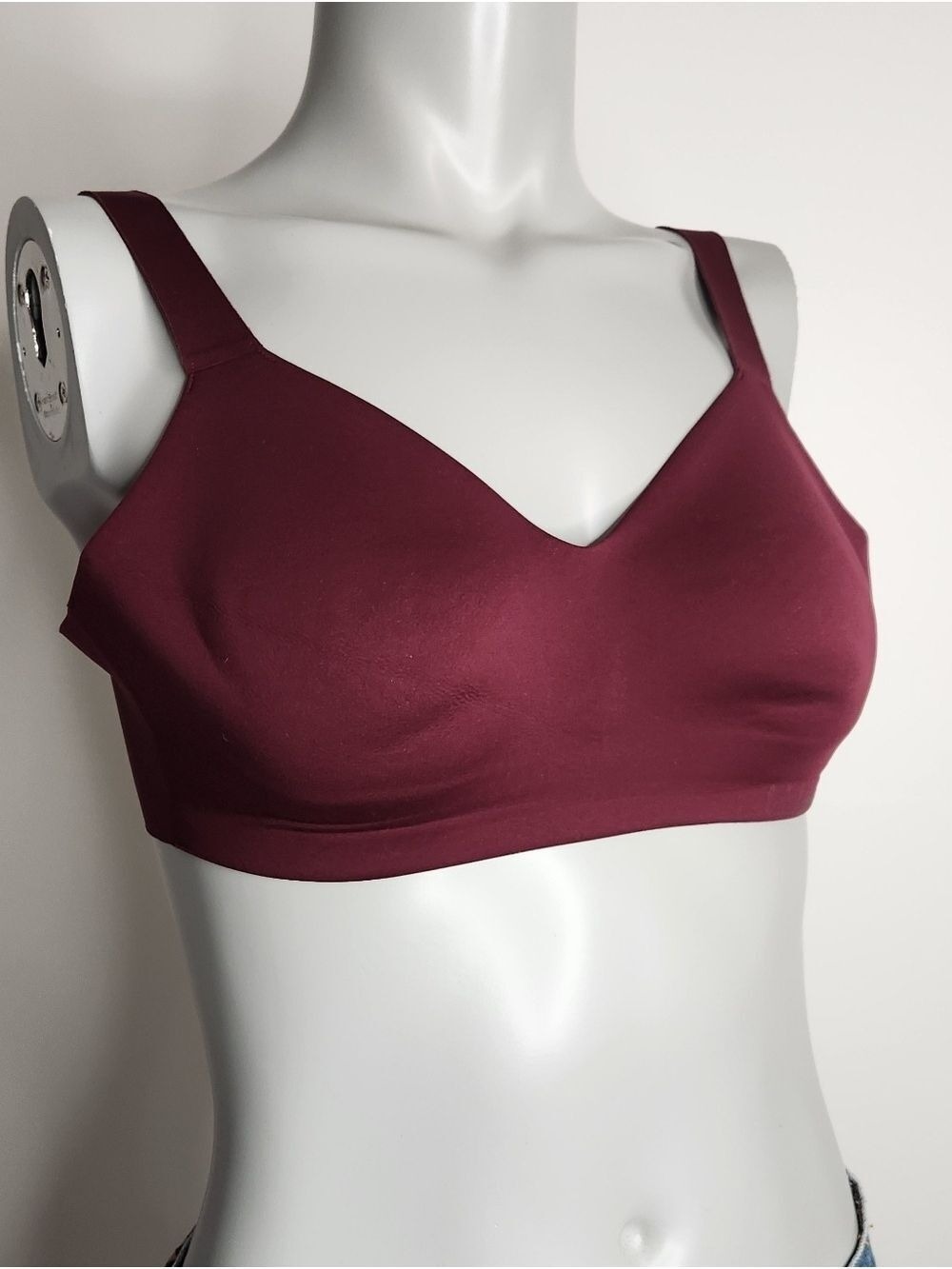 Lululemon Hold True Bra In Garnet Red Size 36B - Picture 3 of 11